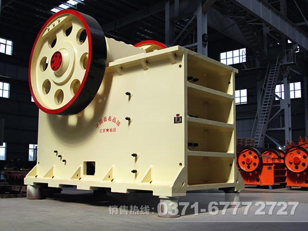 鈉長(zhǎng)石顎式破碎機(jī)廠(chǎng)家哪里好？