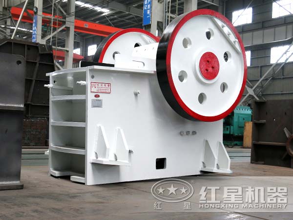 1215廢鋼鄂式破碎機多少錢一臺？預(yù)期產(chǎn)值可達多少噸？
