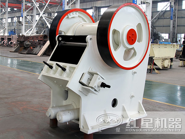 對比傳統(tǒng)鄂破機，新一代歐版鄂式破碎機具有哪些優(yōu)勢？