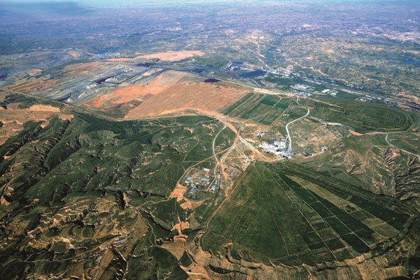 推動(dòng)綠色礦山建設(shè)，紅星破碎機(jī)廠家鼎力相助