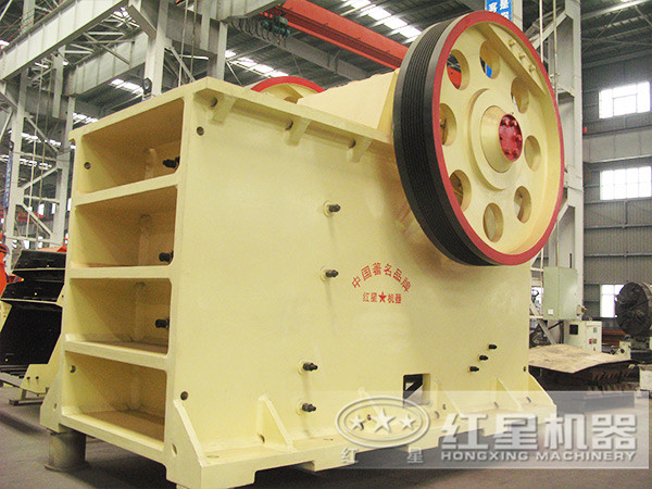 一天800噸左右鵝卵石加工選用750x1060顎式破碎機合適不？