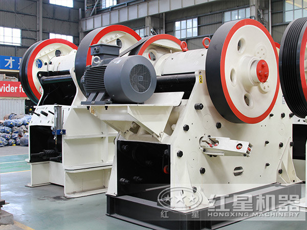 購機(jī)指南：什么樣的石頭顎式碎石機(jī)才是高質(zhì)量的？