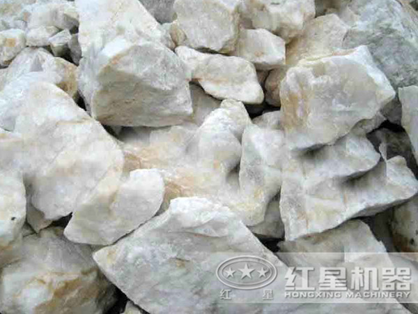 時(shí)產(chǎn)800噸的硅石破碎生產(chǎn)線需要哪些設(shè)備？需要投資多少錢？