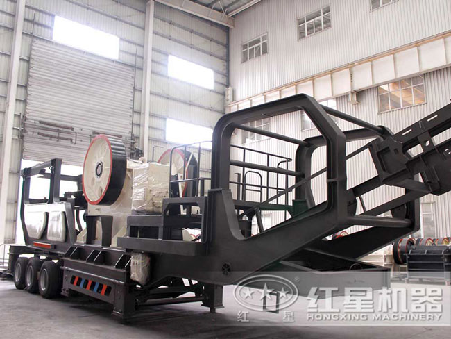 時產(chǎn)40噸車載流動打沙機，縱橫于重慶城鄉(xiāng)之間